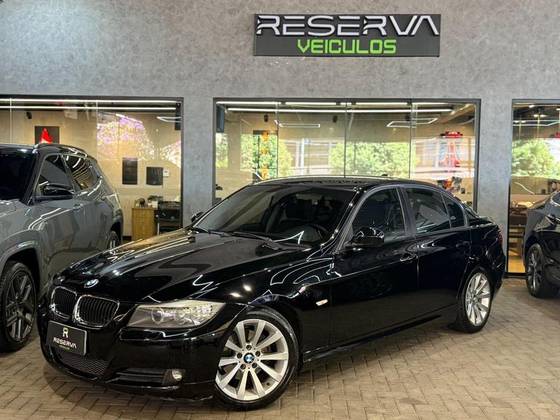 BMW 320i 2.0 16V GASOLINA 4P AUTOMÁTICO BMW 320i 2.0 16V GASOLINA 4P AUTOMÁTICO
